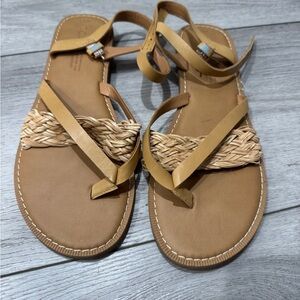 Toms NWT Sandals Tan Braided Strap Ankle Wrap 8.5